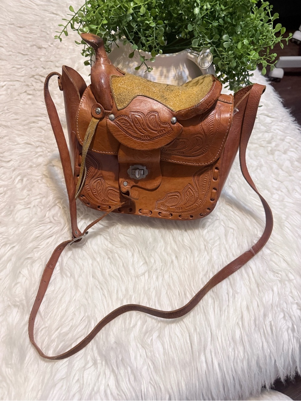 Vintage Saddle-Style Tooled Leather Crossbody in Warm Brown